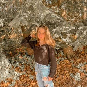 Meet your Posher, Bella